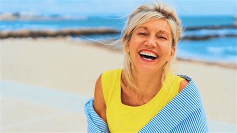 singles holidays for over 60s uk